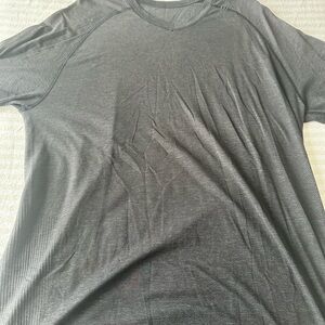 lululemon athletica Dark Gray Short Sleeve Tee